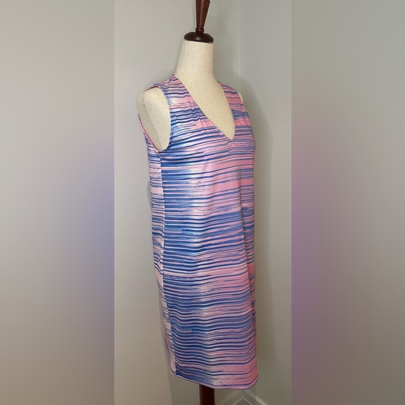 Miss Versa Pink beach dress - Picture 3 of 7